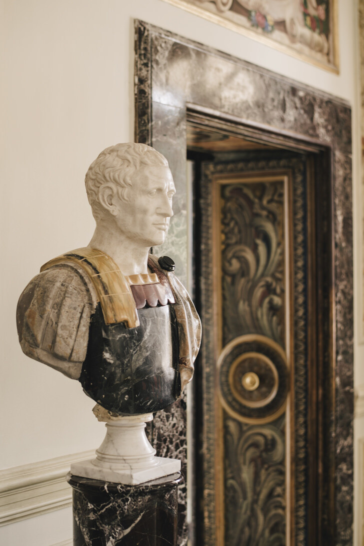 Neoclassic statue