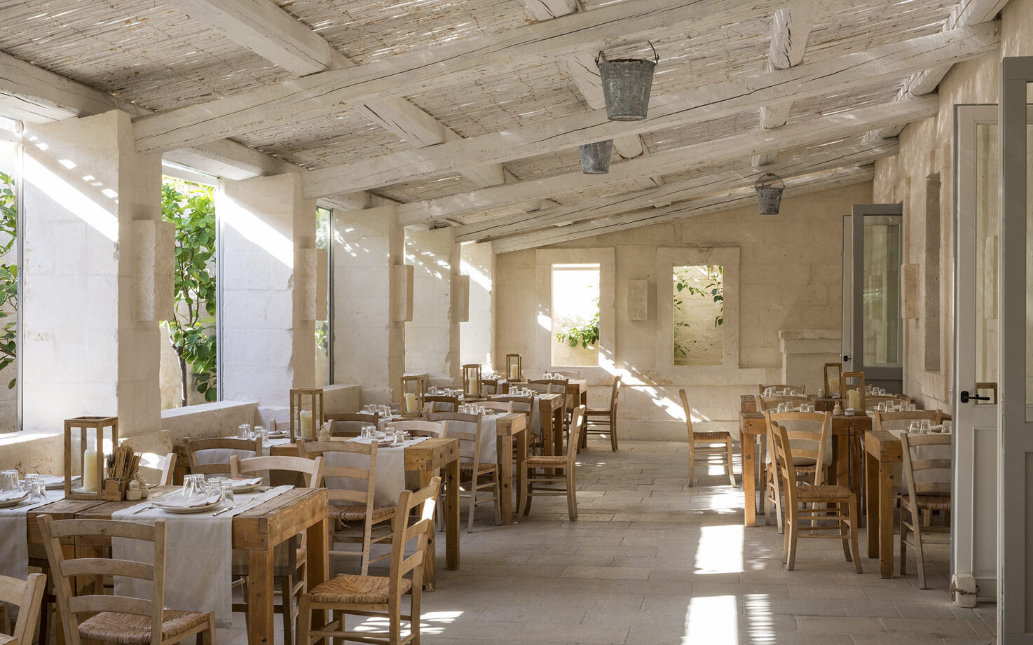 Outdoor restaurant