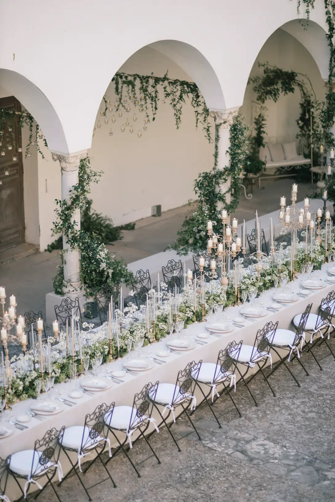 Wedding reception in the gardens of Certosa di Capri
