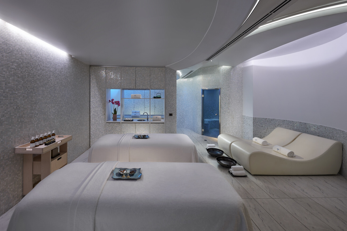 Spa suite