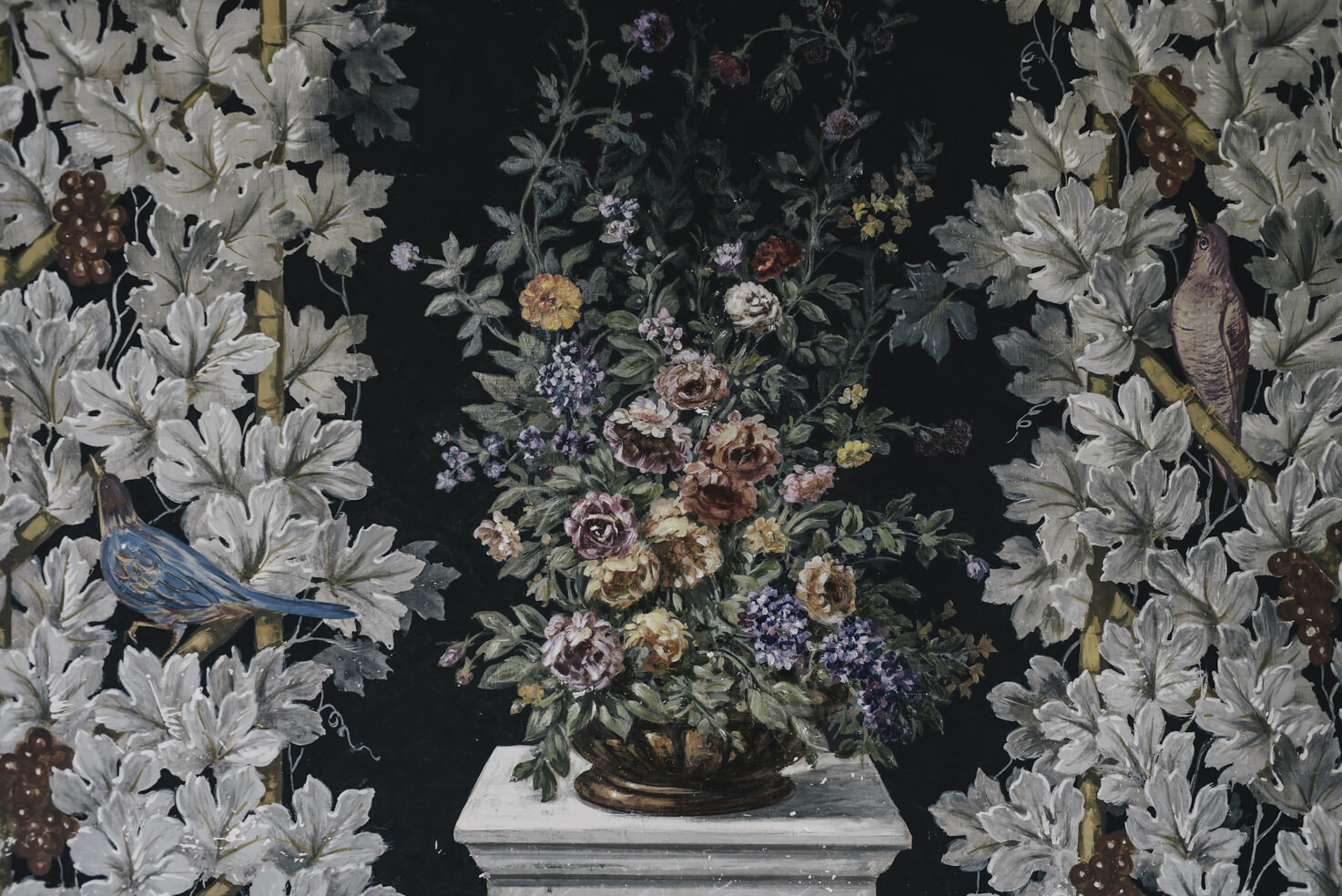 Floral frescoes inside Villa Miani