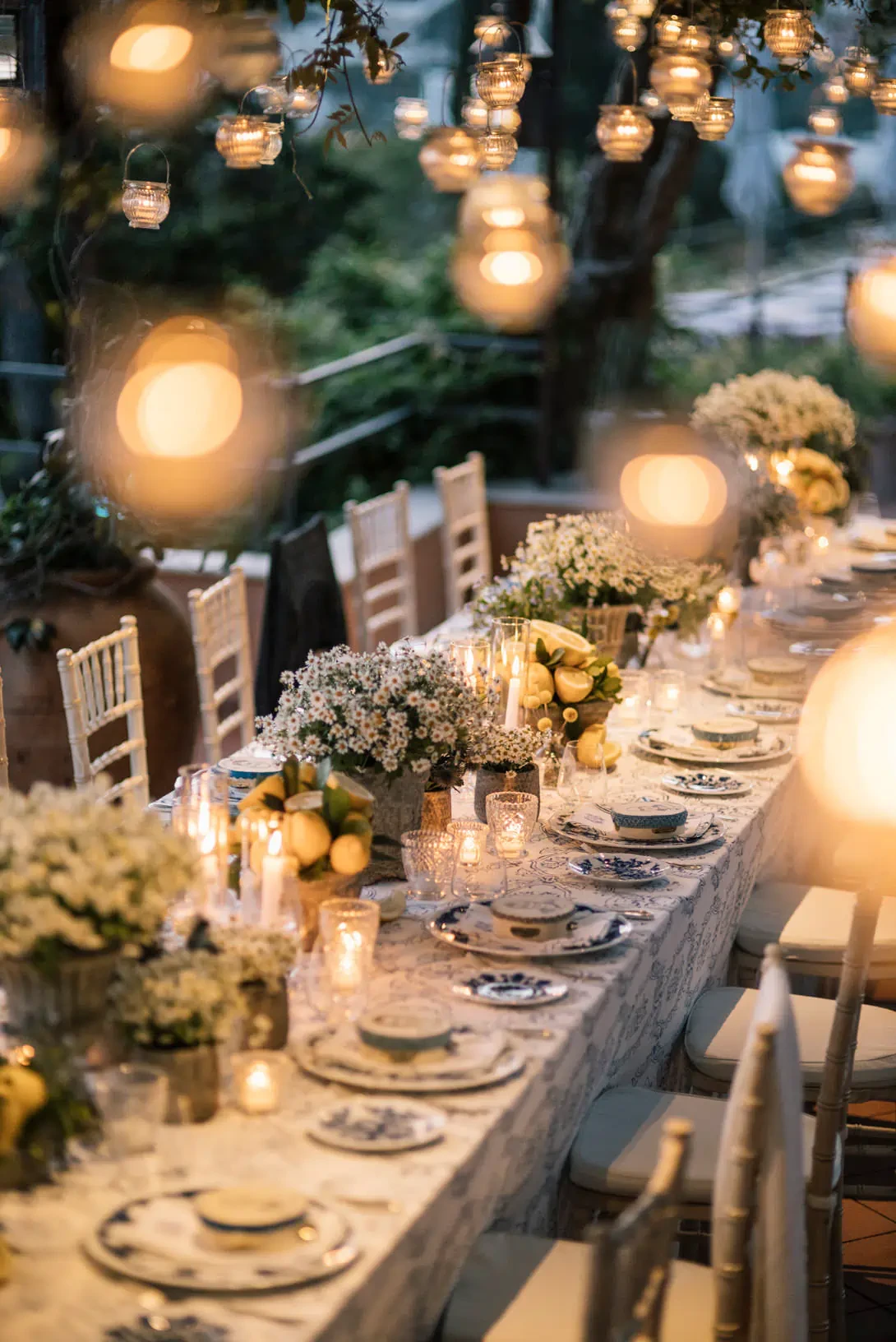Lanterns for welcome dinner in Capri