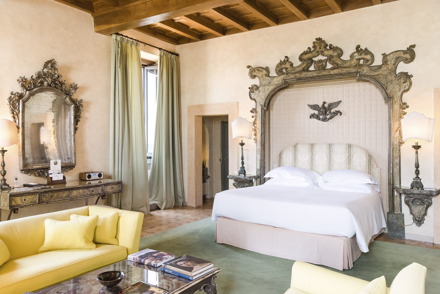 Castello Senior Suite