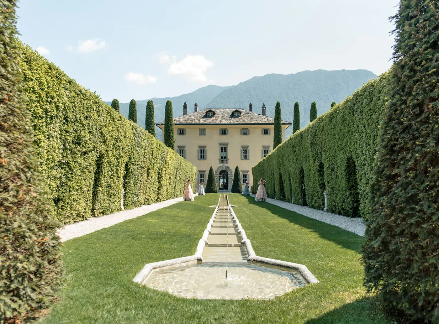 Villa Balbiano Lake Como Manicured Gardens And Fountain