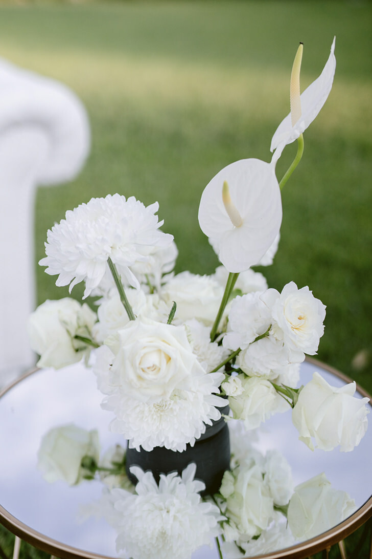 White flowers for wedding in Ravello