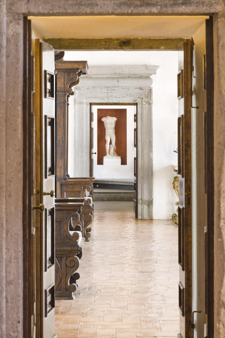 Detail of the interiors