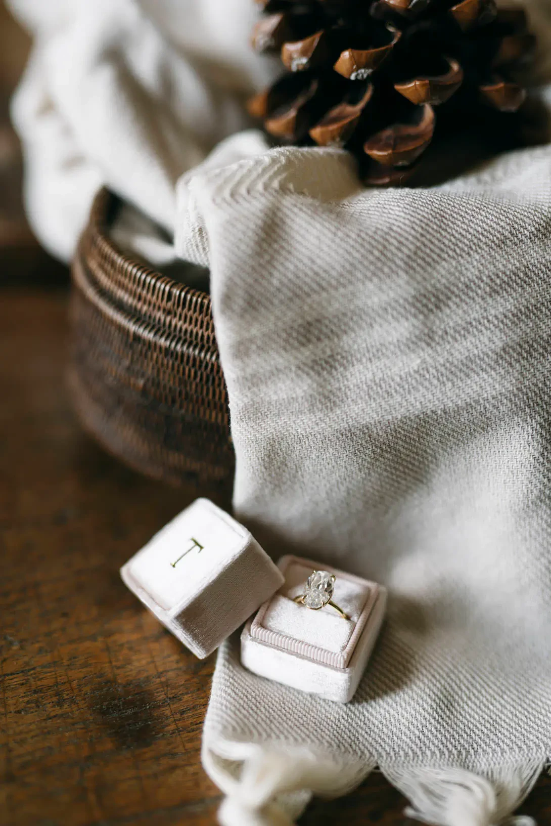 Detail of the wedding band