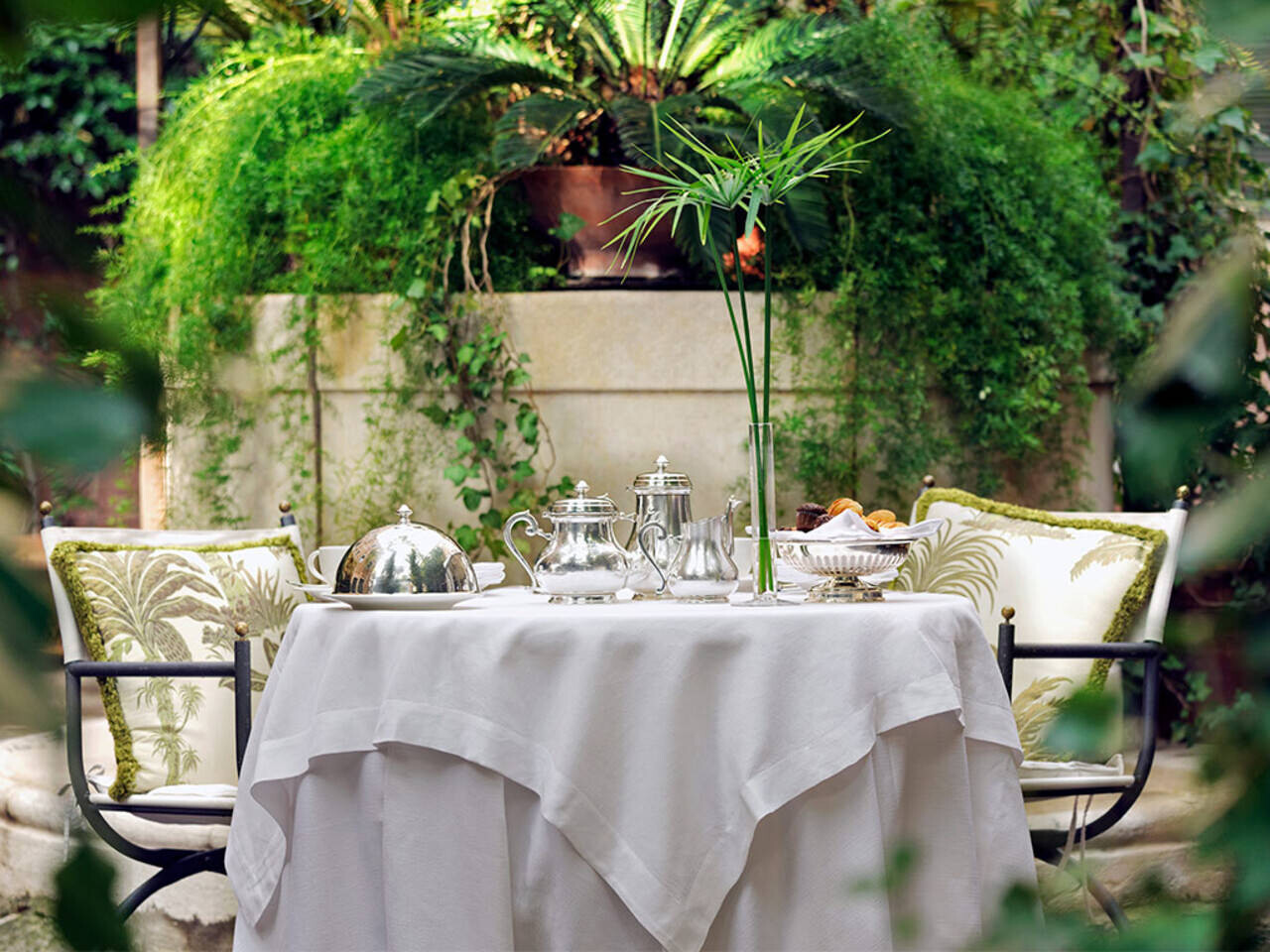 Garden of Metropole Hotel