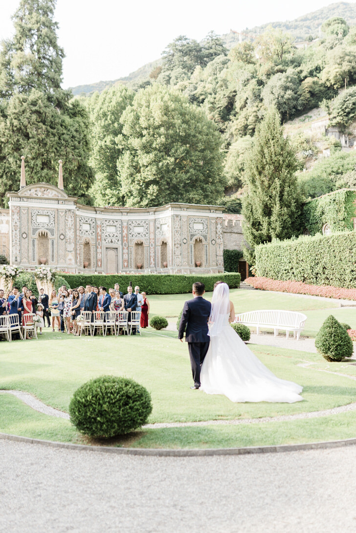 Arrival of the bride