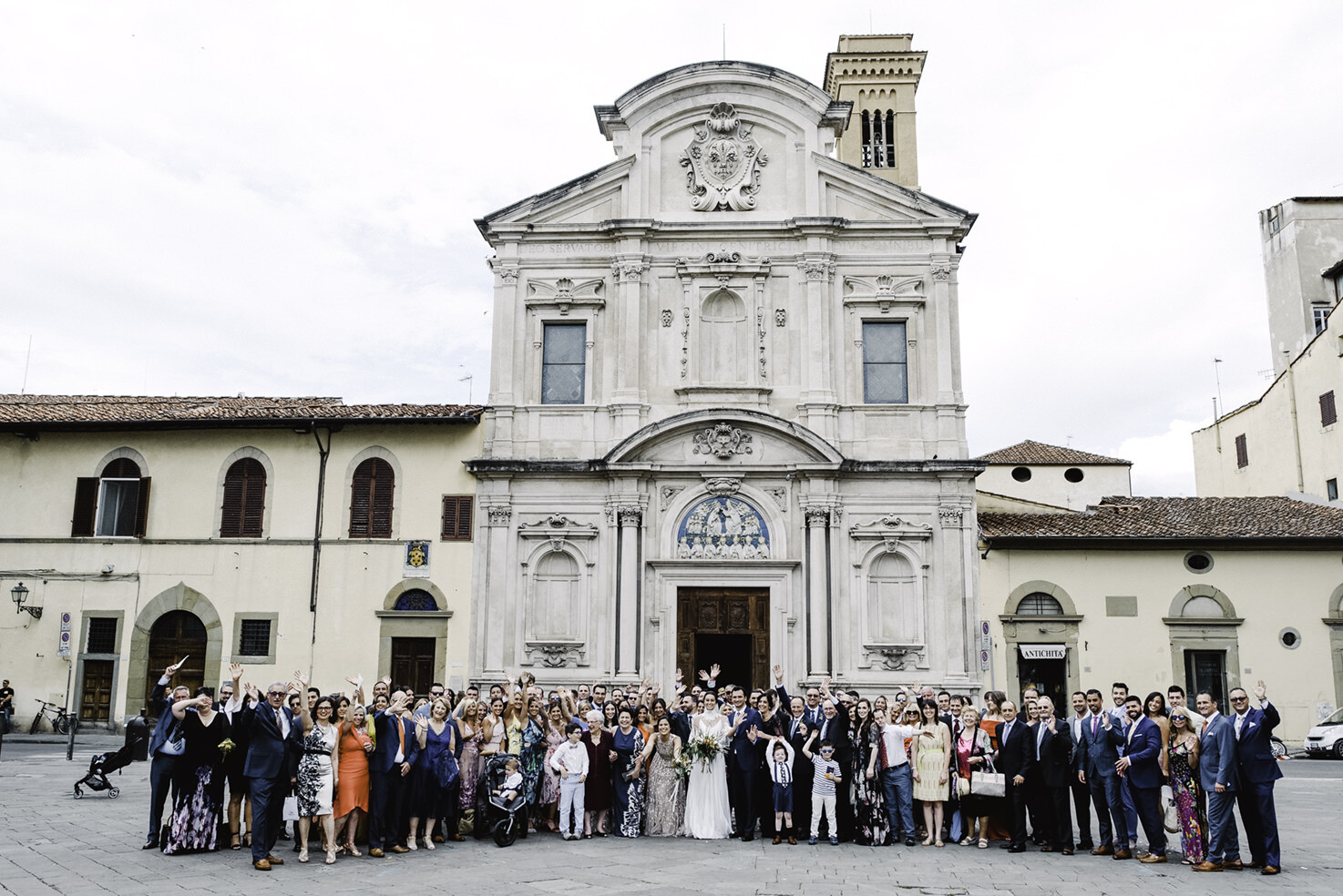 Catholic wedding at Ognissanti church in Florence