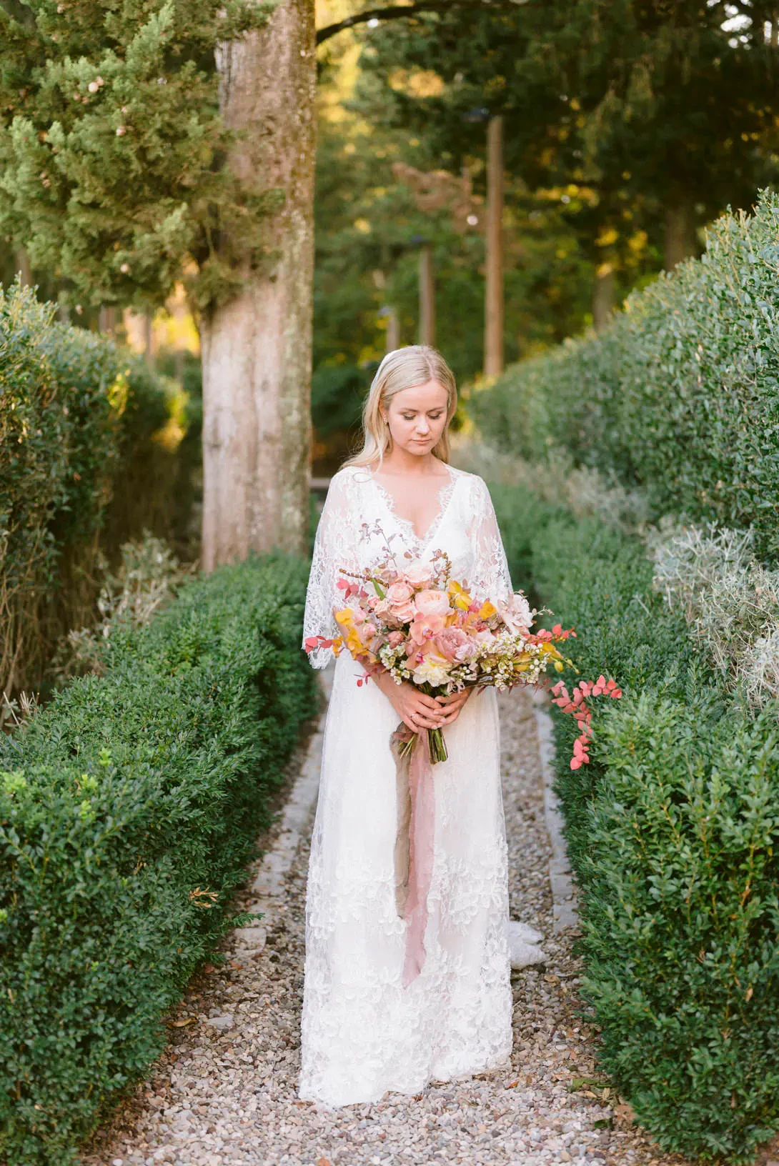Portrait of the bride with bridal bouquet