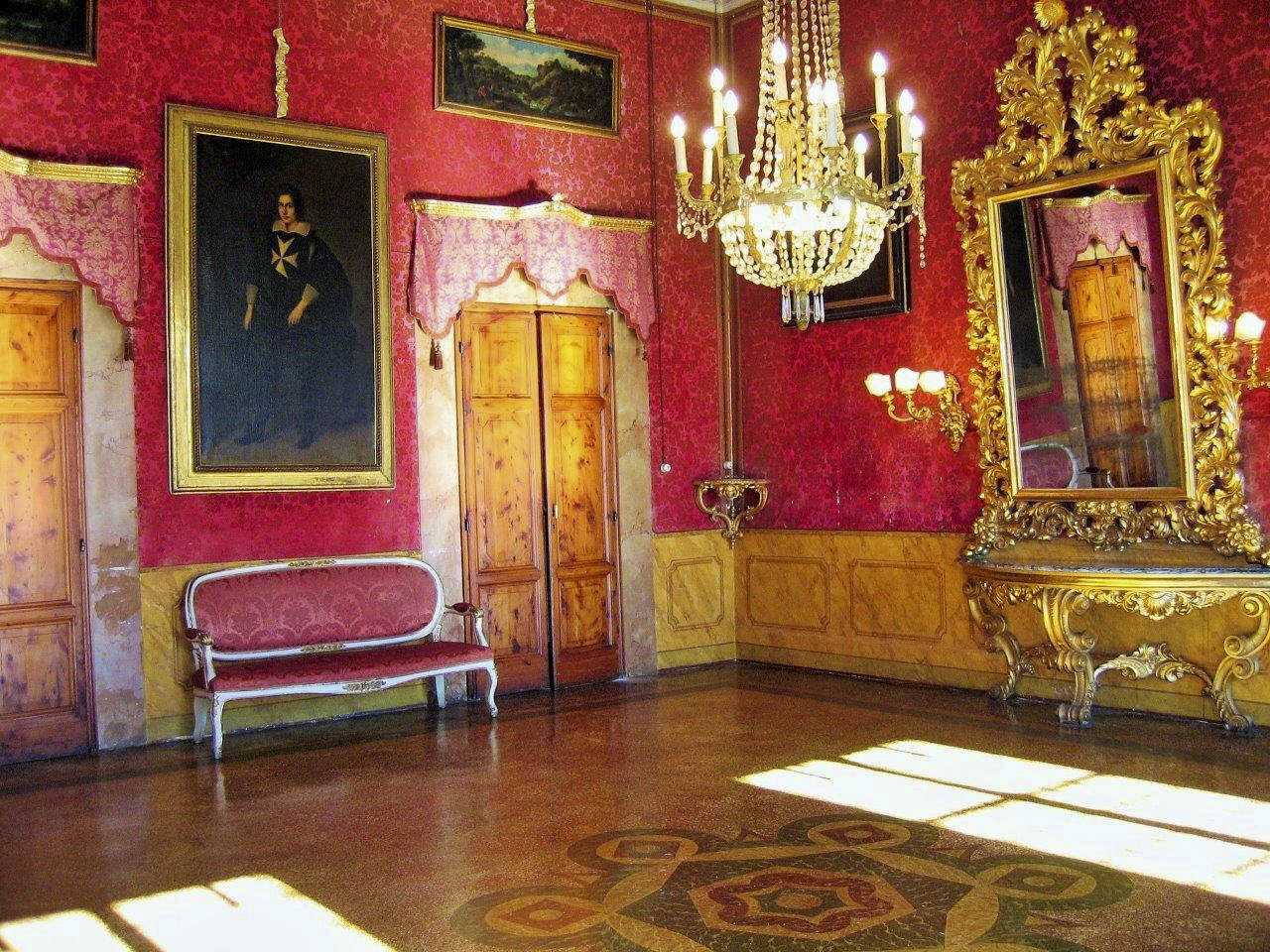 Red hall at Villa di Maiano