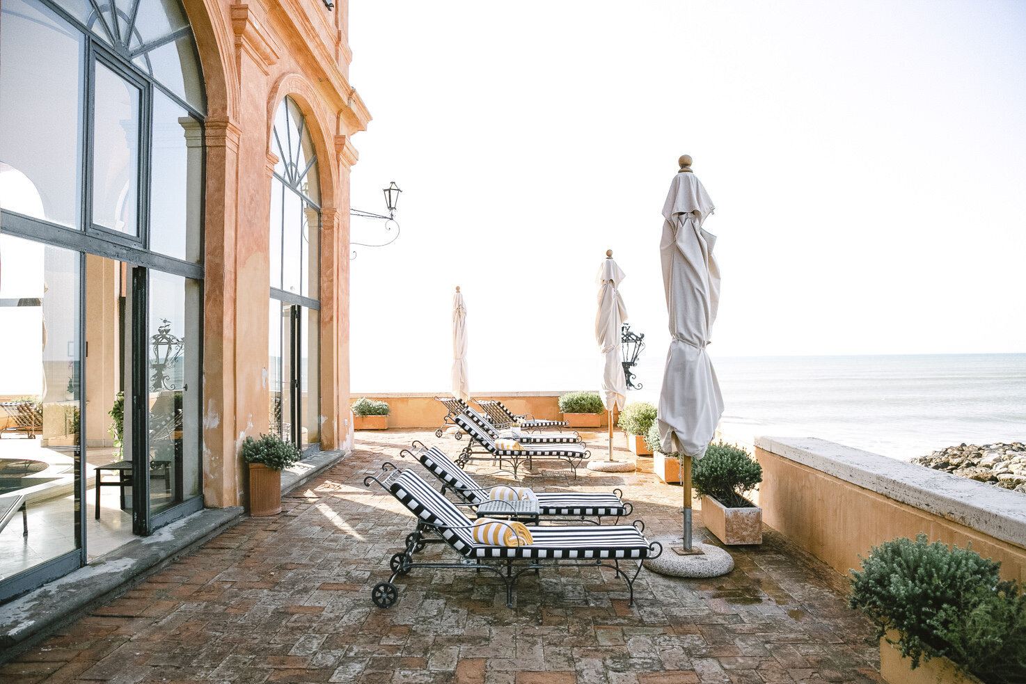 Panoramic terrace