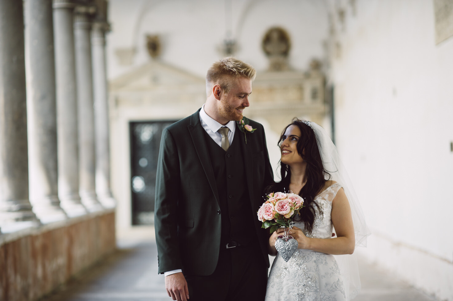 Bridal couple in Venice