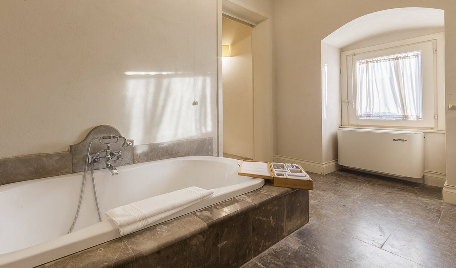 Marble bathtub