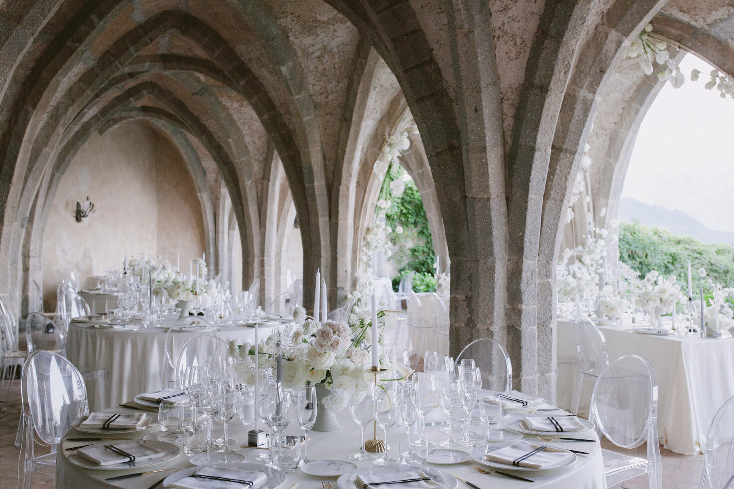Flowers for Italian wedding reception