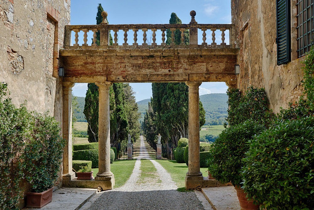 Borgo Stomennano for Weddings in Tuscany
