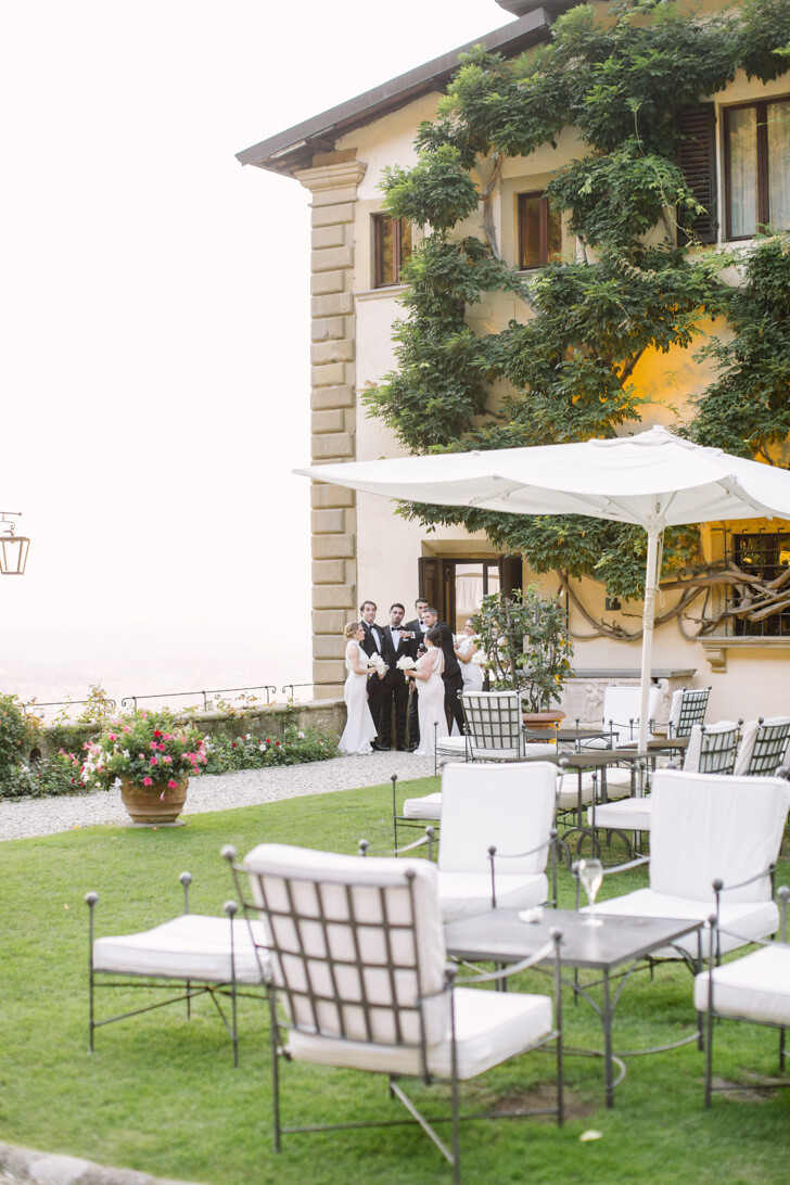 Wedding cocktail in the gardens of Villa San Michele