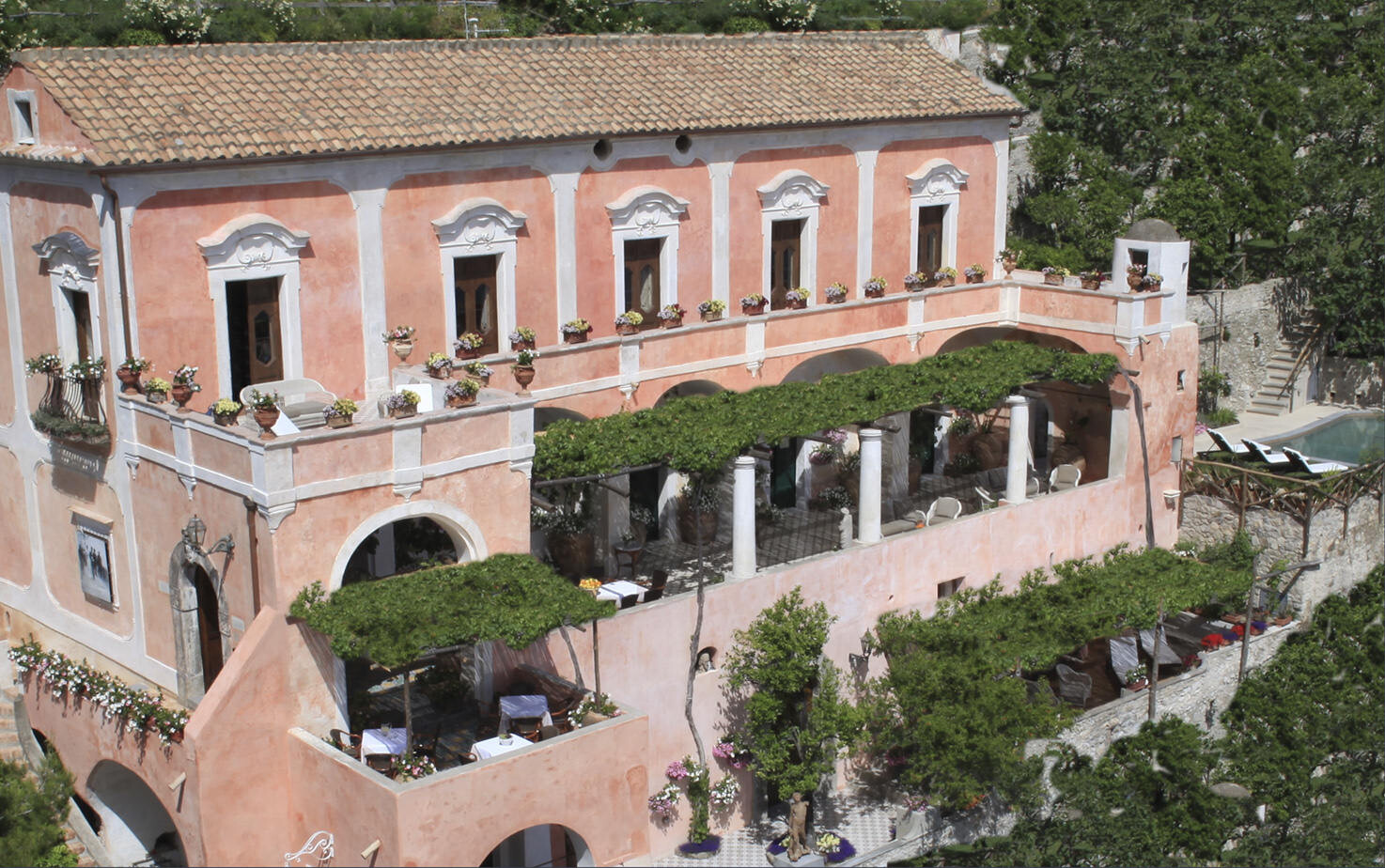 FaÃ§ade of Positano Private Villa