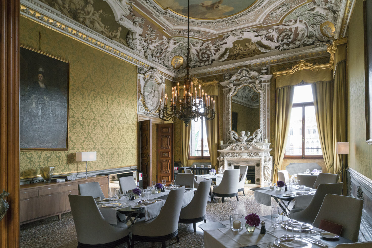 Dining room of Aman Hotel