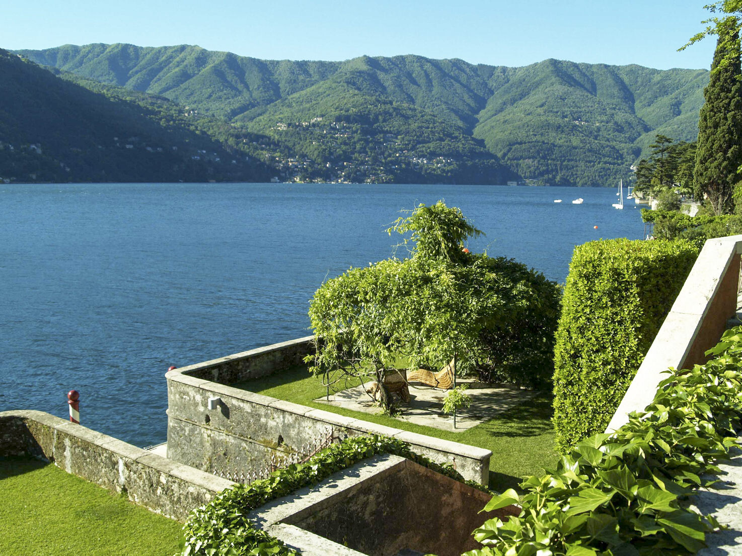 Gardens with view over Lake Como