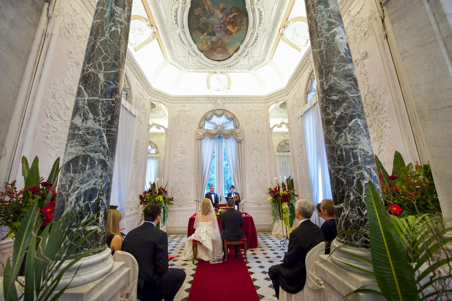 Symbolic wedding in Rome at Palazzo Brancaccio