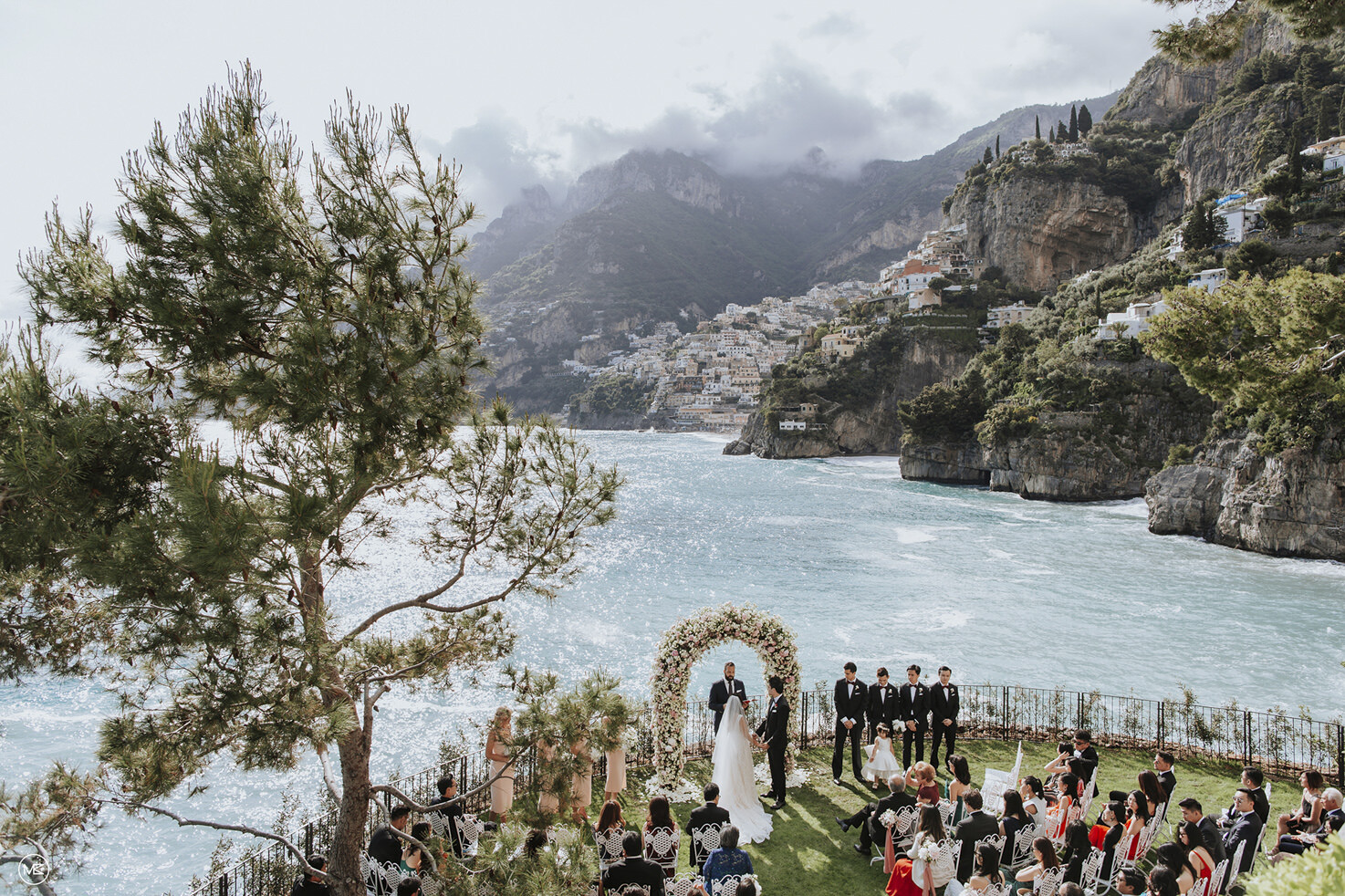Outdoor wedding ceremony at Villa Treville