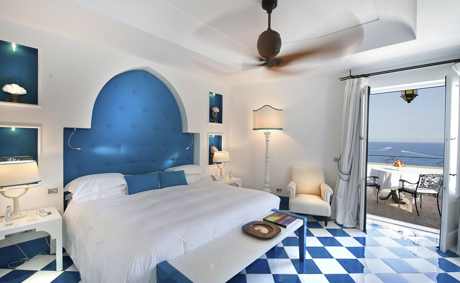Luxury room of Villa Tre Ville
