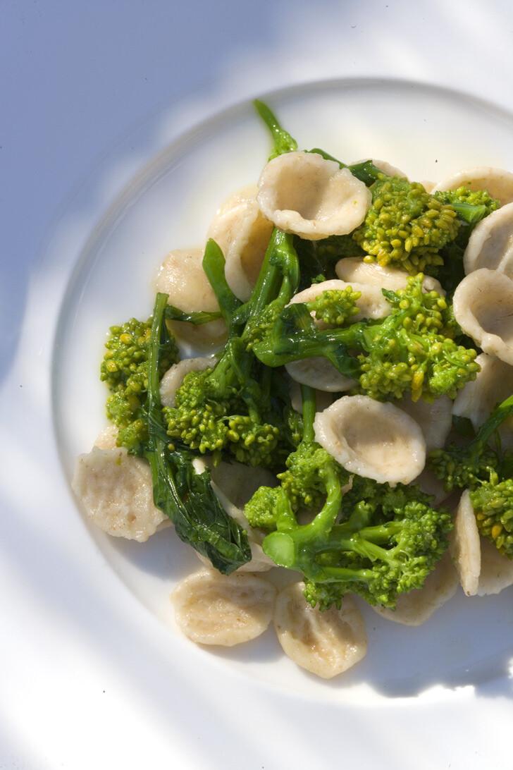 Apulian orecchiette with cime di rapa