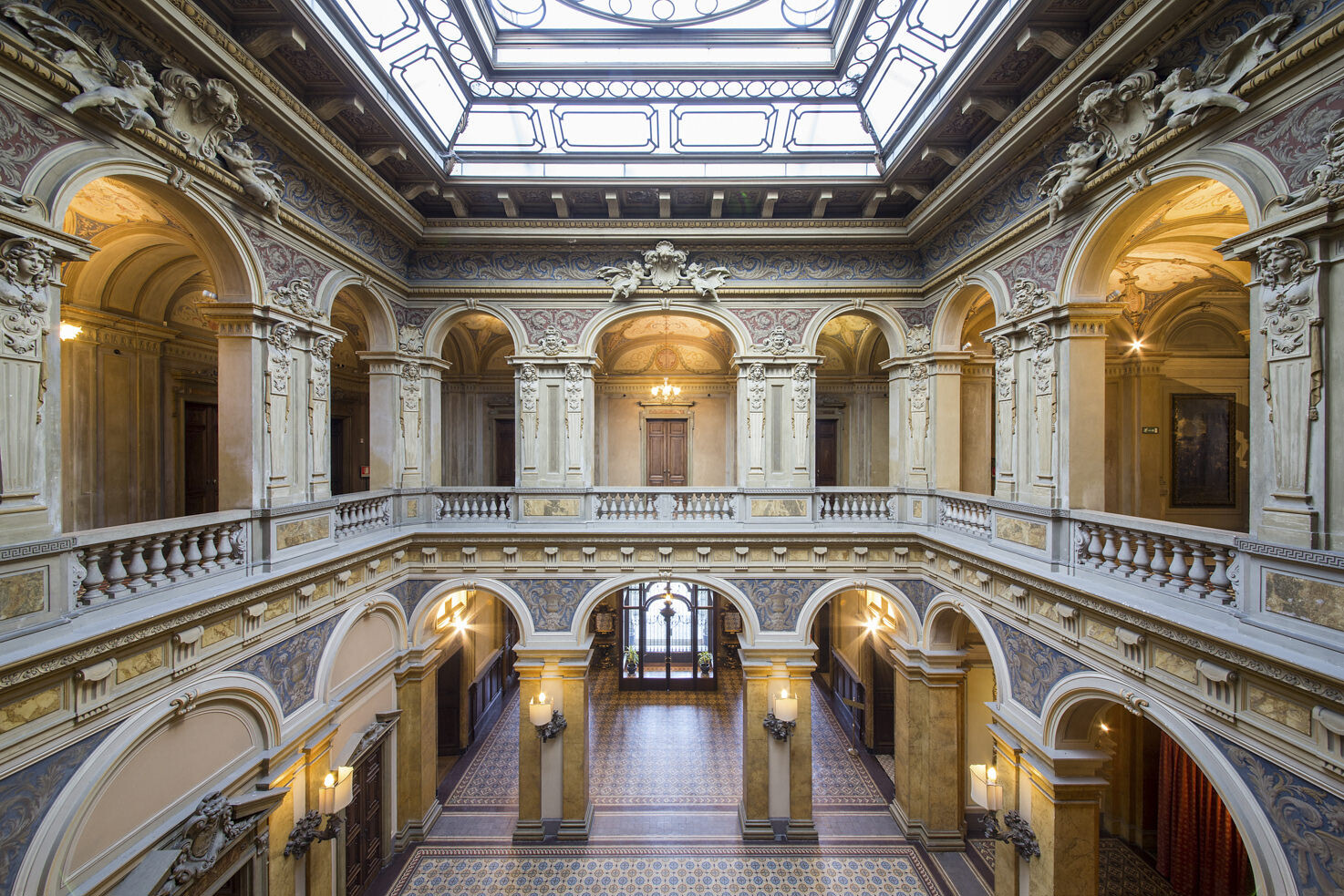 Internal patio of Villa Erba