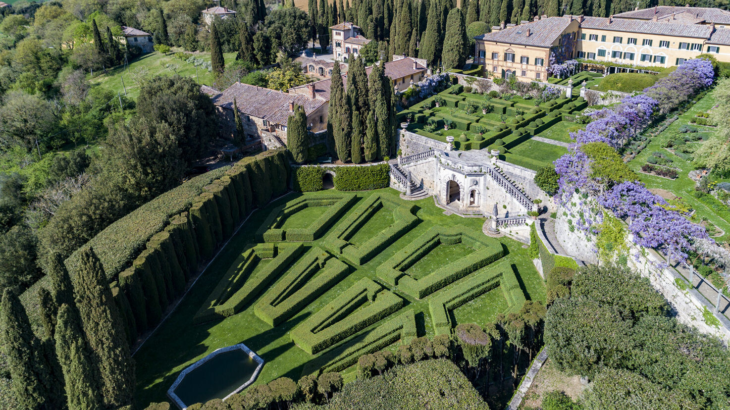Overview of Villa La Foce