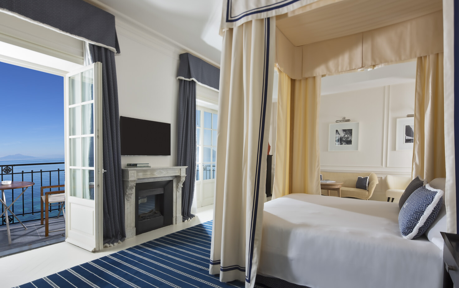 Master room with view