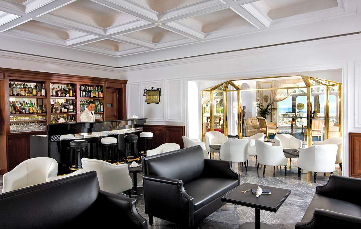 Bar of Hotel Quisisana