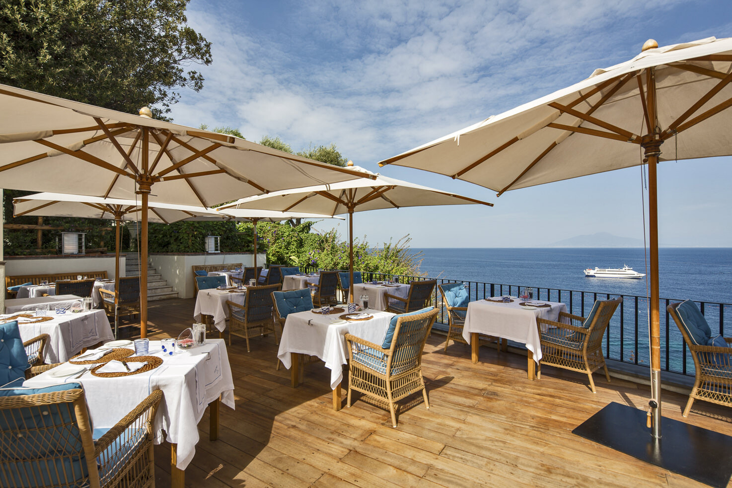 JK Place Hotel Terrace Restaurant