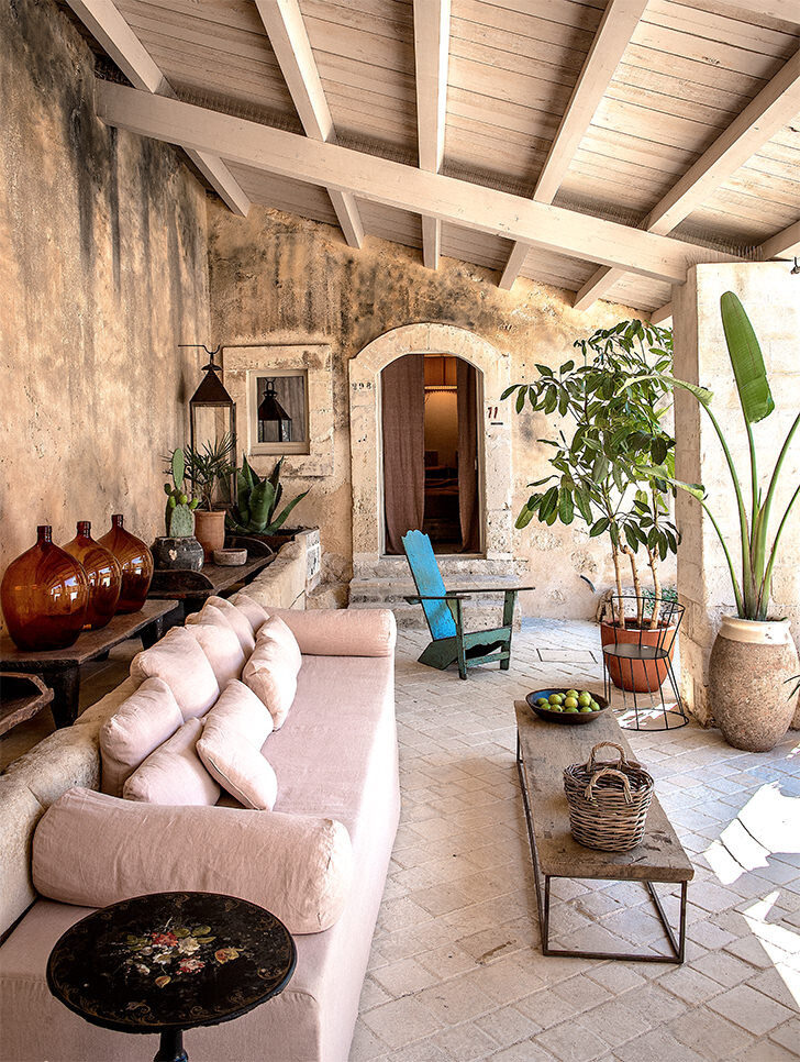 Lounge area