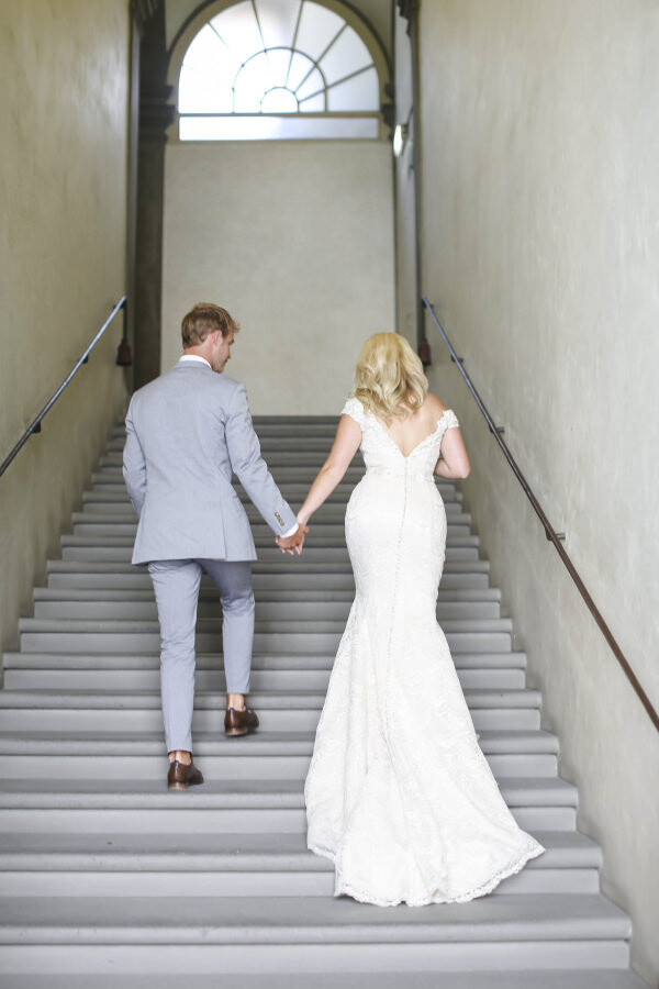 Arrival of the bridal couple