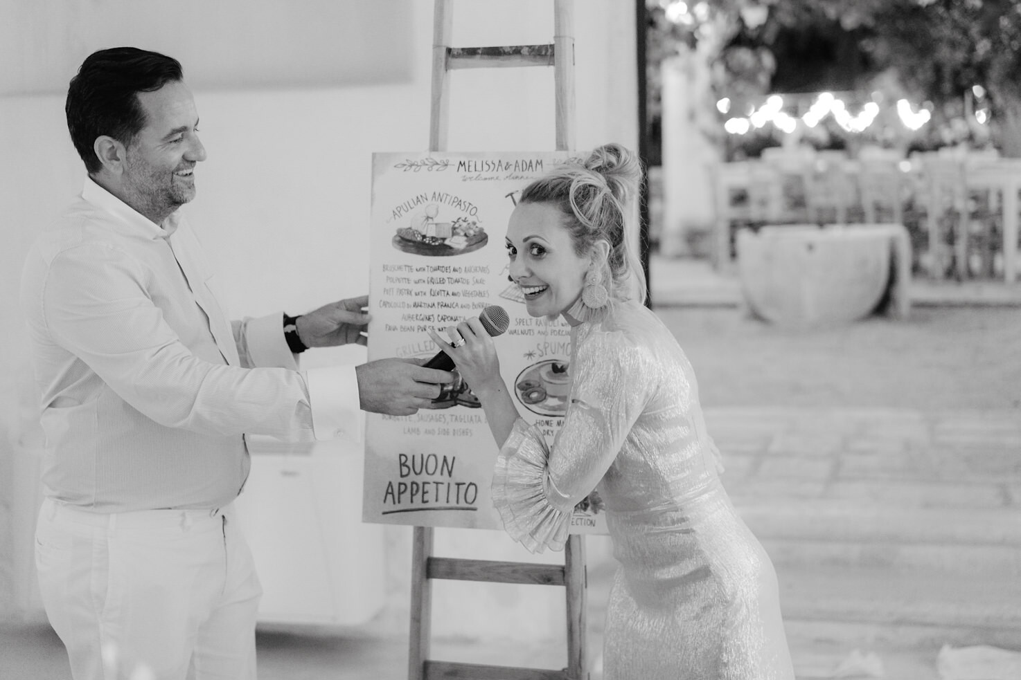 Bridal couple announcing the dinner menu
