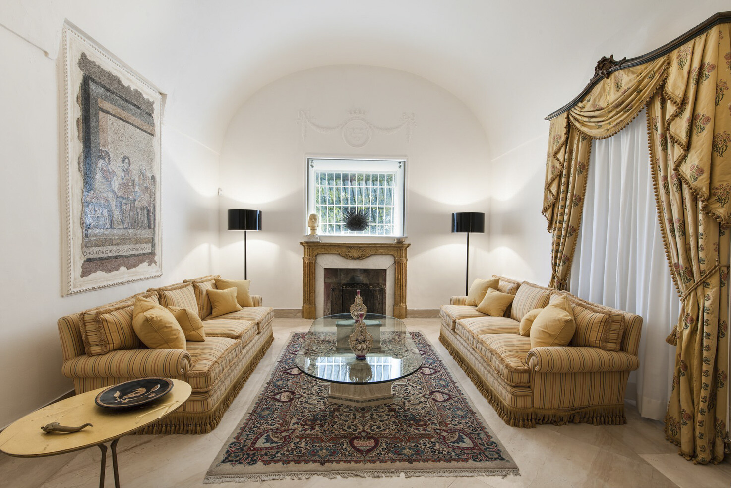 Lobby in Capri private Villa