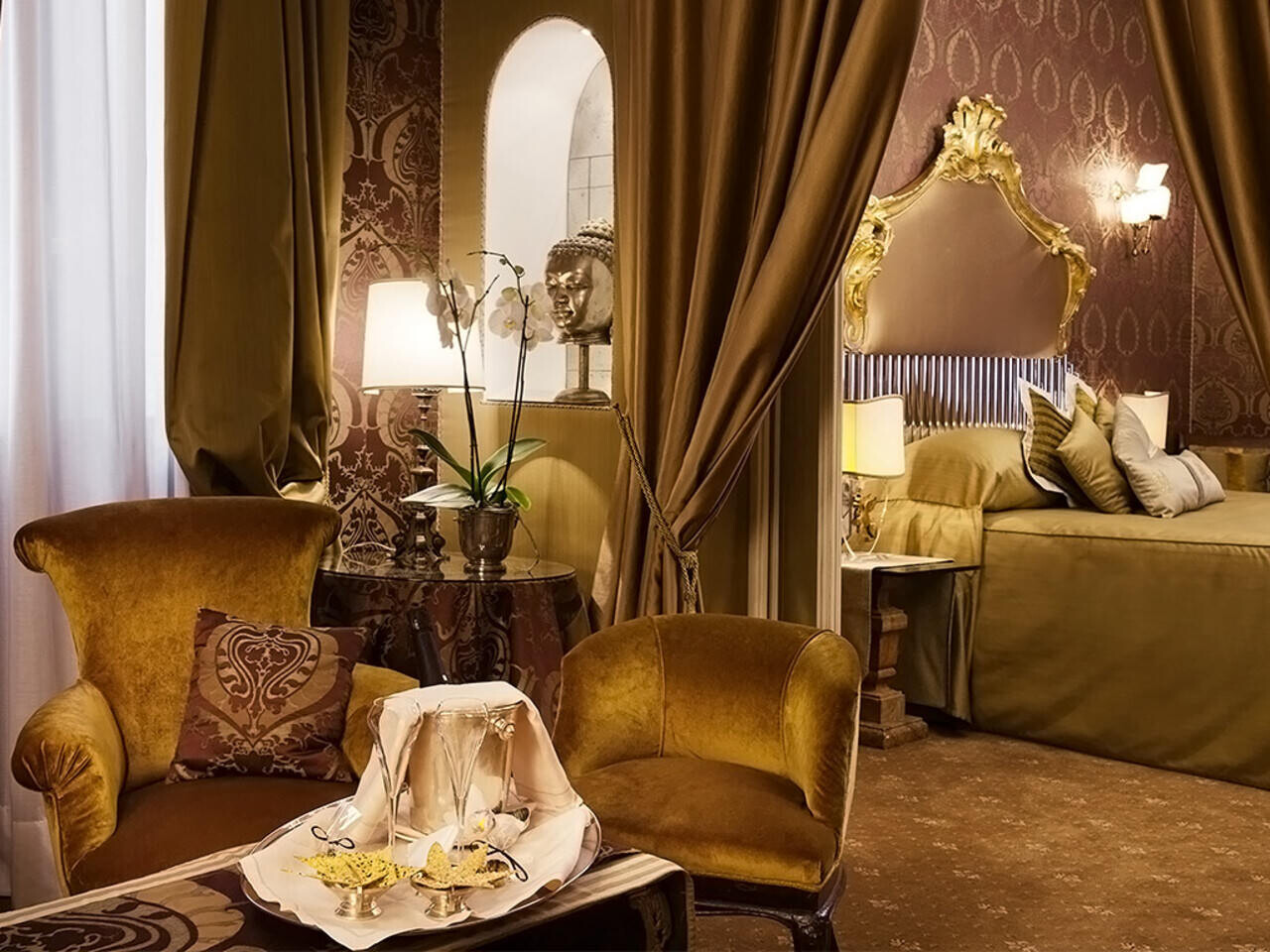 Accommodation at Metropole Hotel