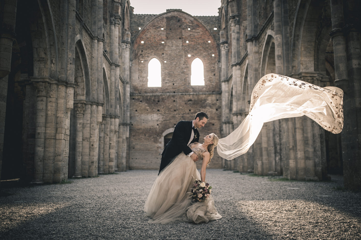 Wedding in San Galgano Abbey