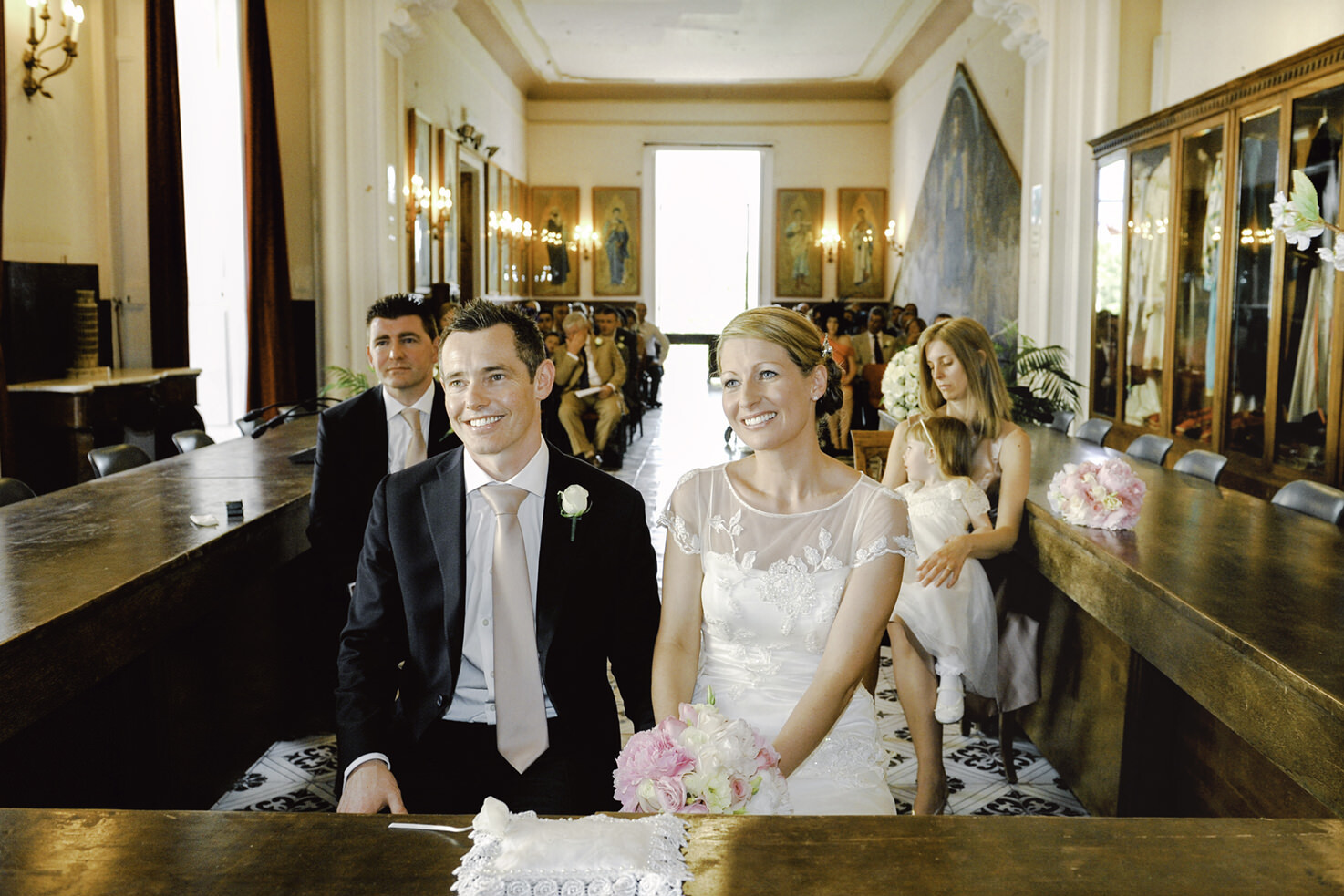 Civil wedding in Amalfi town hall