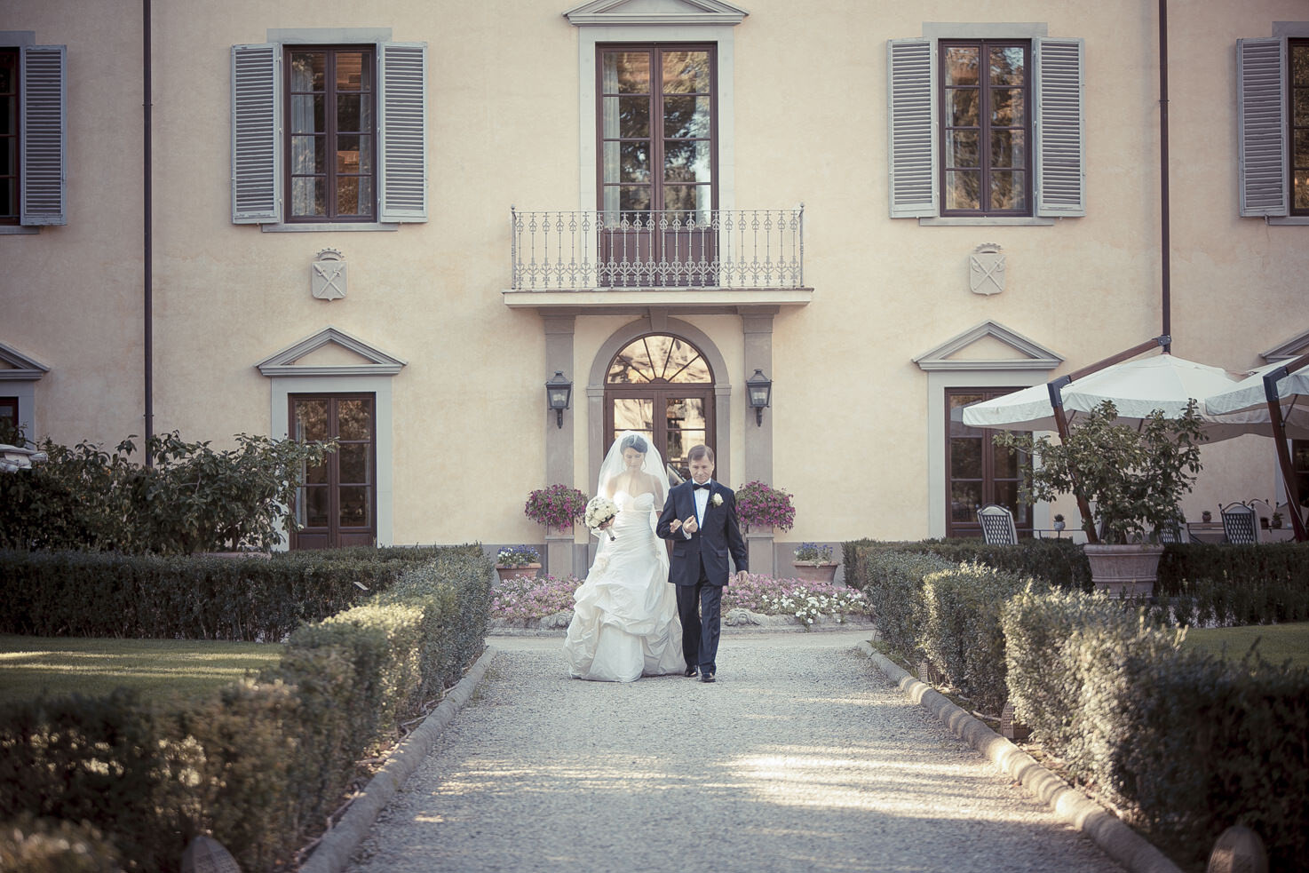 Arrival of the bride at Four Seasons Hotel, Florence