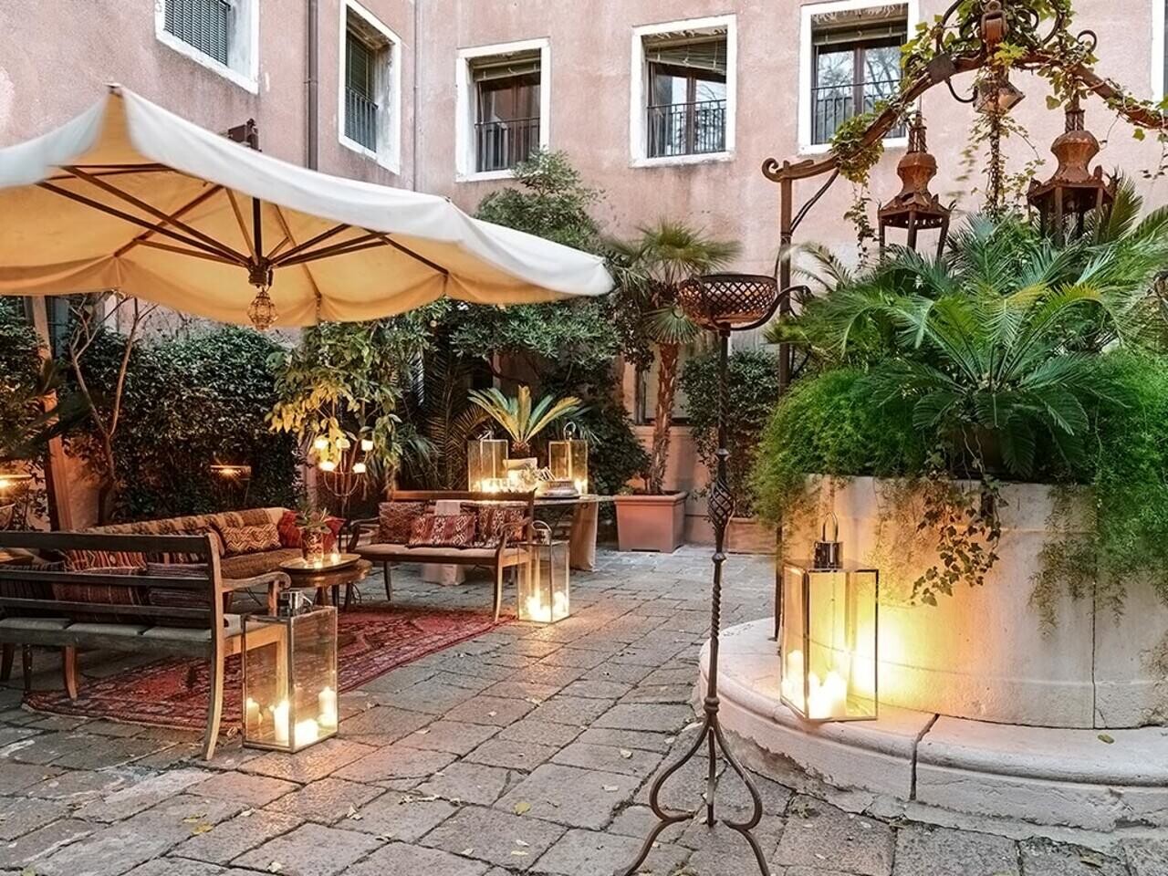 Garden of Metropole Hotel