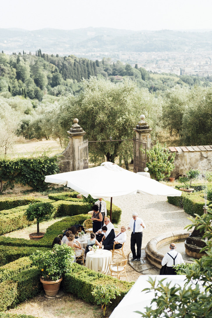 Wedding cocktail in the gardens