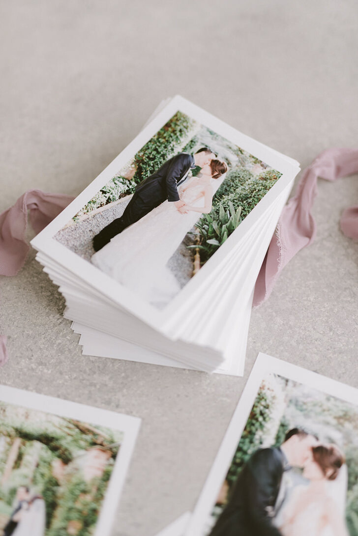 Artistic prints for wedding in Italy