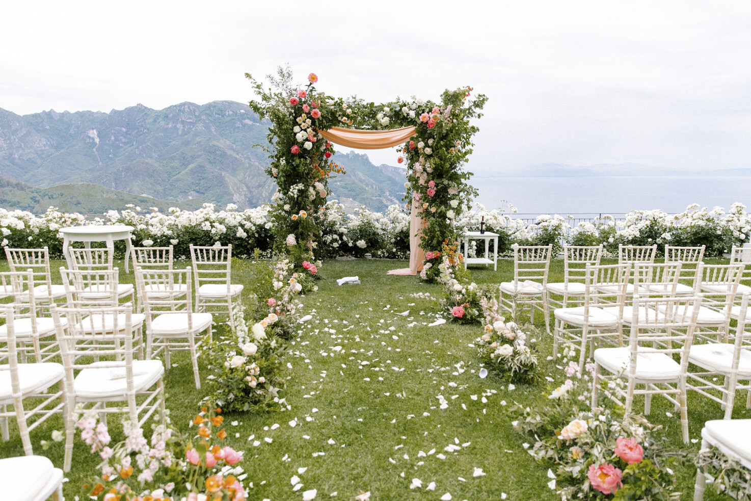 Outdoor wedding ceremony at Hotel Caruso