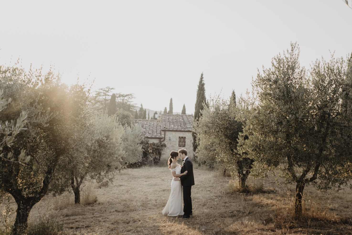 Newlyweds at Castello di Meleto