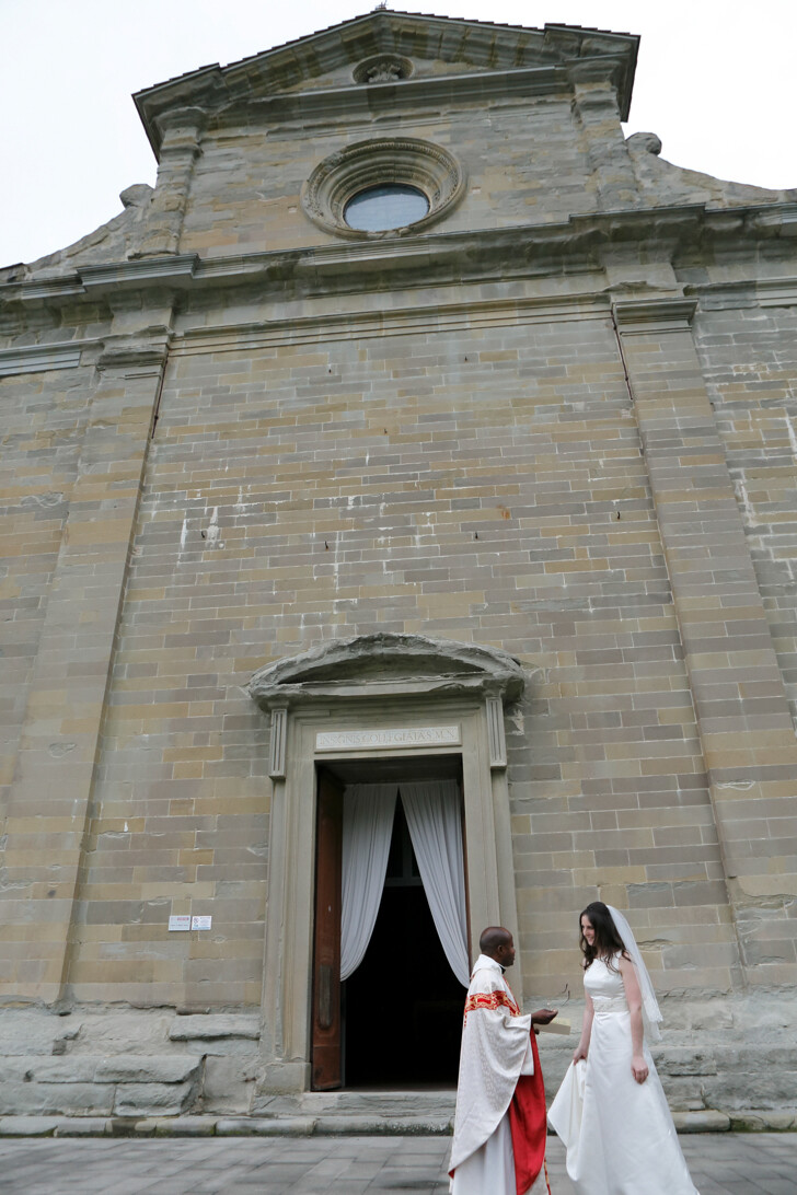 Arrival of the bride